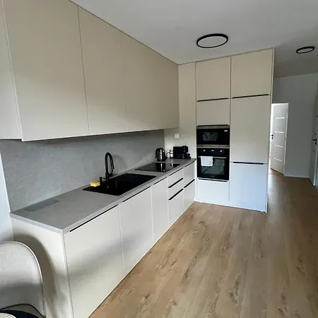 Apartment S Vyhladom Na Vysoke Tatry A Les Svit