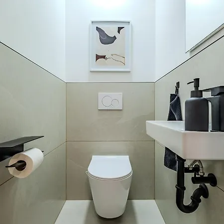 S Výhľadom Na Vysoké Tatry A Les Appartamento *