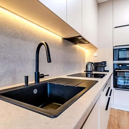 S Výhľadom Na Vysoké Tatry A Les Appartamento *