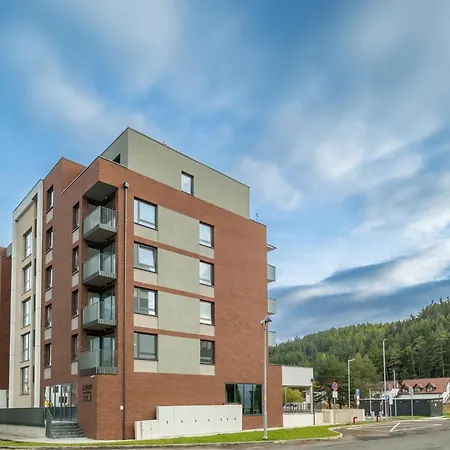 S Vyhladom Na Vysoke Tatry A Les 아파트 스비트